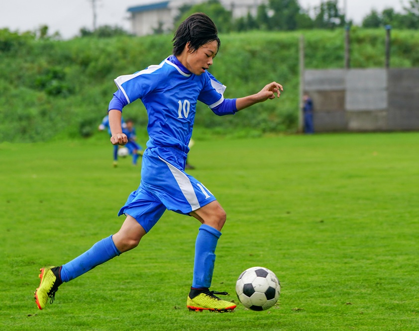 日本人のサッカー少年